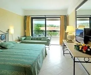 hotel-fiesta-athenee-palace.sicilyhotelsitaly.net/